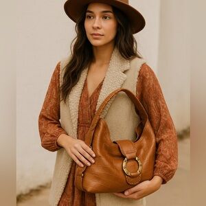 DESMO Croc-Embossed Italian Leather Hobo Bag – Caramel Brown